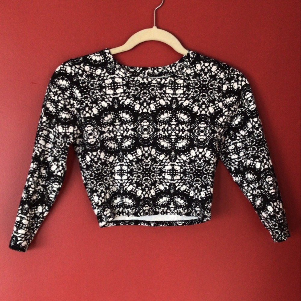 Crop top
